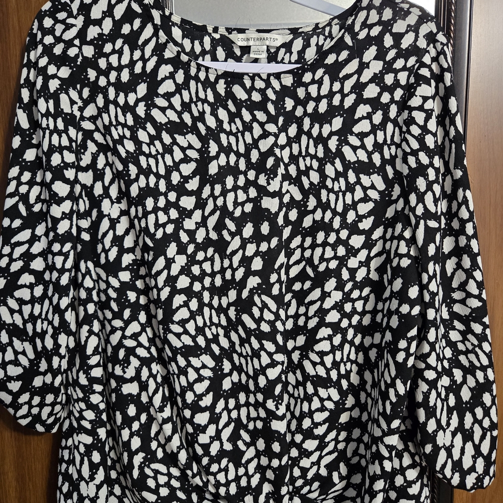 Counterparts Black and White Women's Top